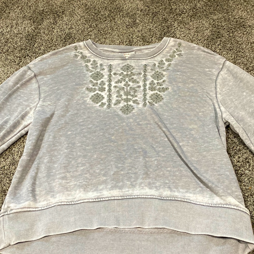 Grey Ariat Sweater
